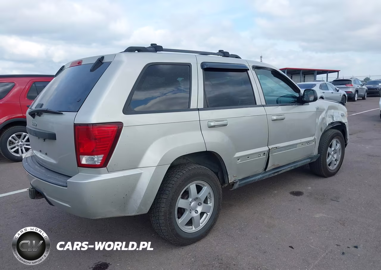 2008 Jeep Grand Cherokee Laredo VIN:1J8GR48K68C237077 - 4