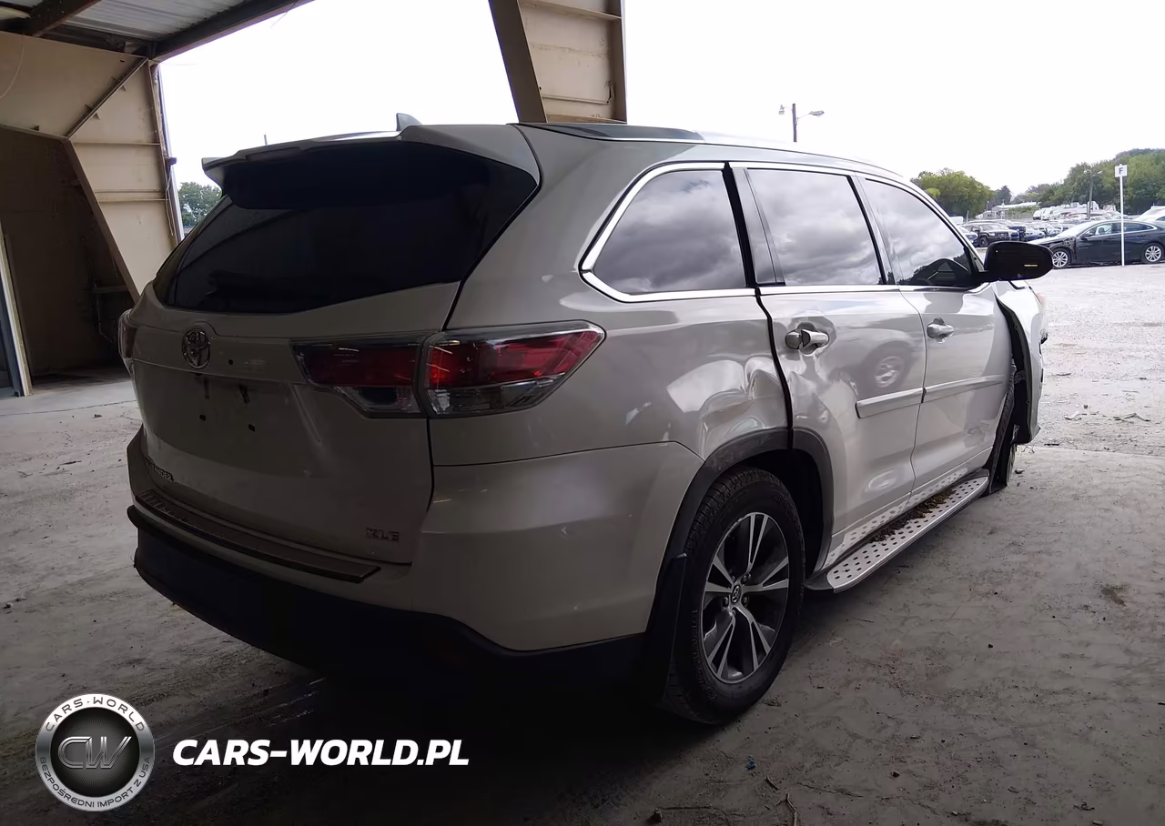 2016 Toyota Highlander Xle V6 VIN:5TDKKRFH9GS168456 - 4