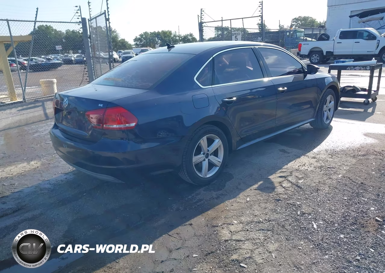 2012 Volkswagen Passat 2.5L Se VIN:1VWBP7A36CC092026 - 4