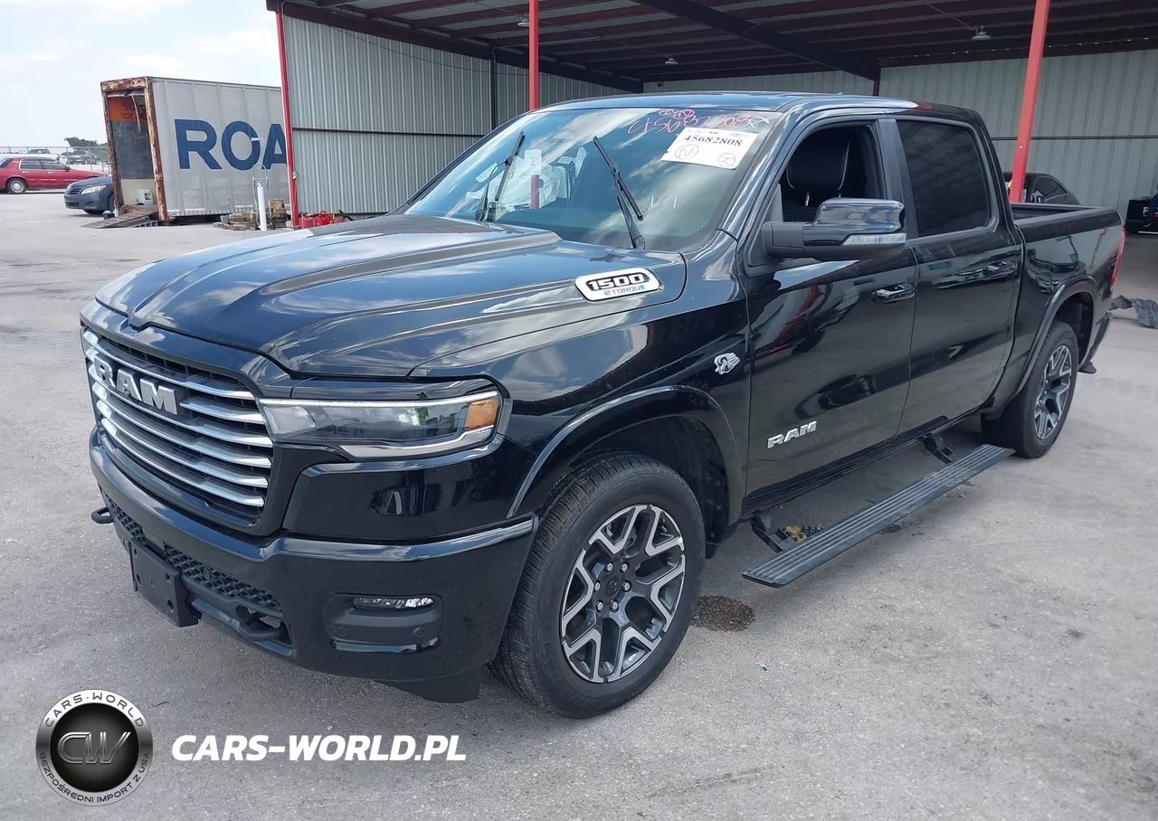 2026 Ram 1500 Laramie 4X4 5'7 Box VIN:1C6SRFJT9TN270692 - 2
