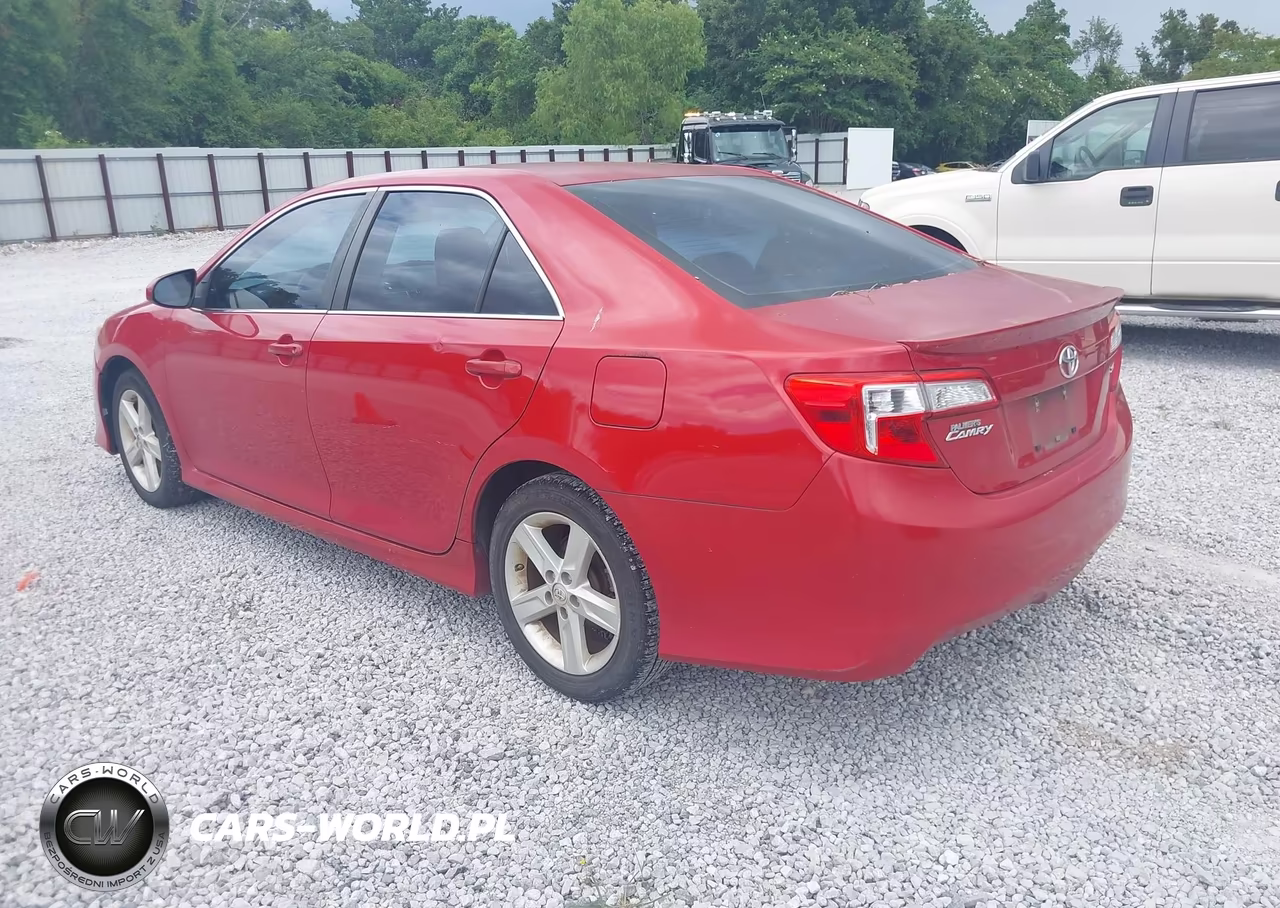 2014 Toyota Camry Se VIN:4T1BF1FK8EU729476 - 3