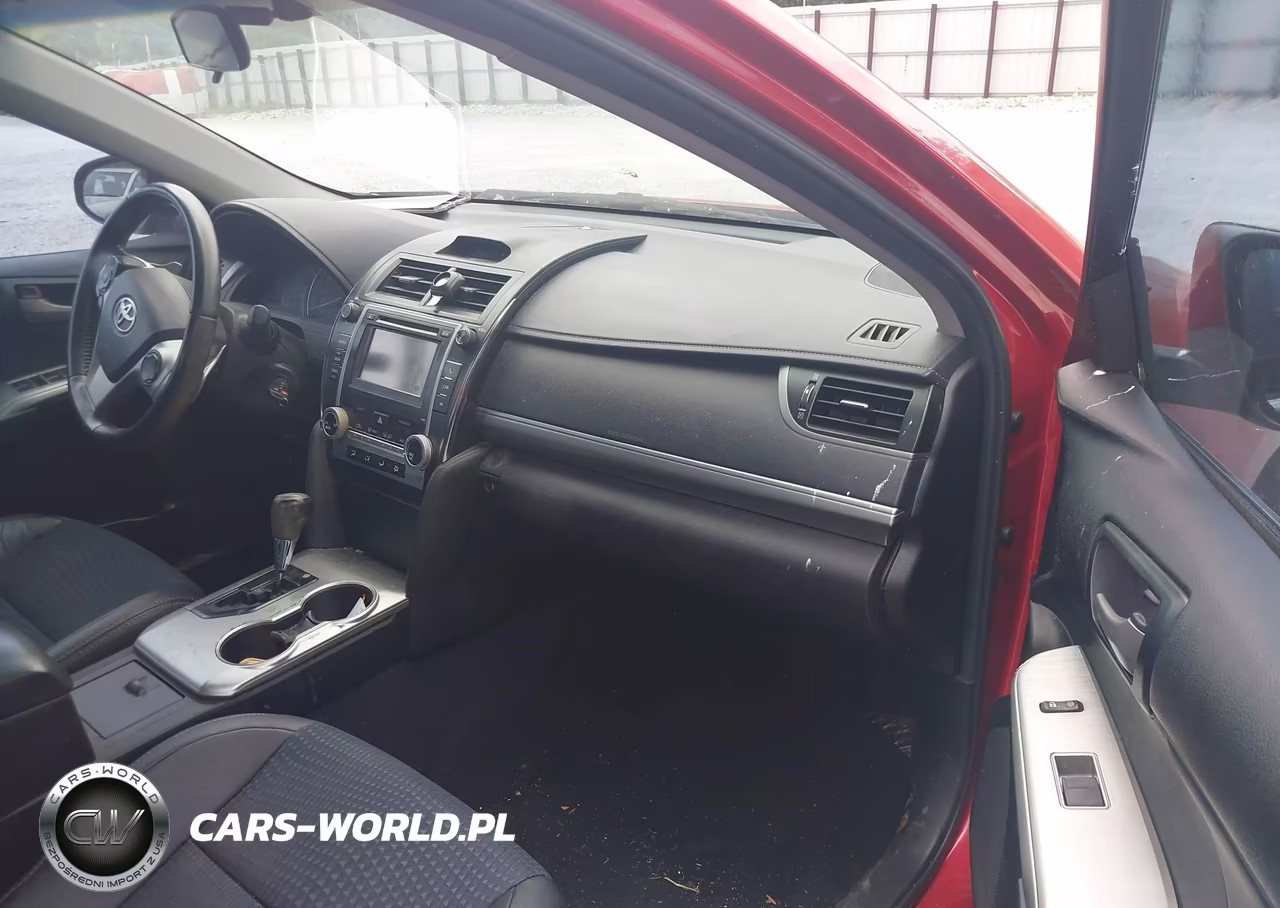2014 Toyota Camry Se VIN:4T1BF1FK8EU729476 - 5