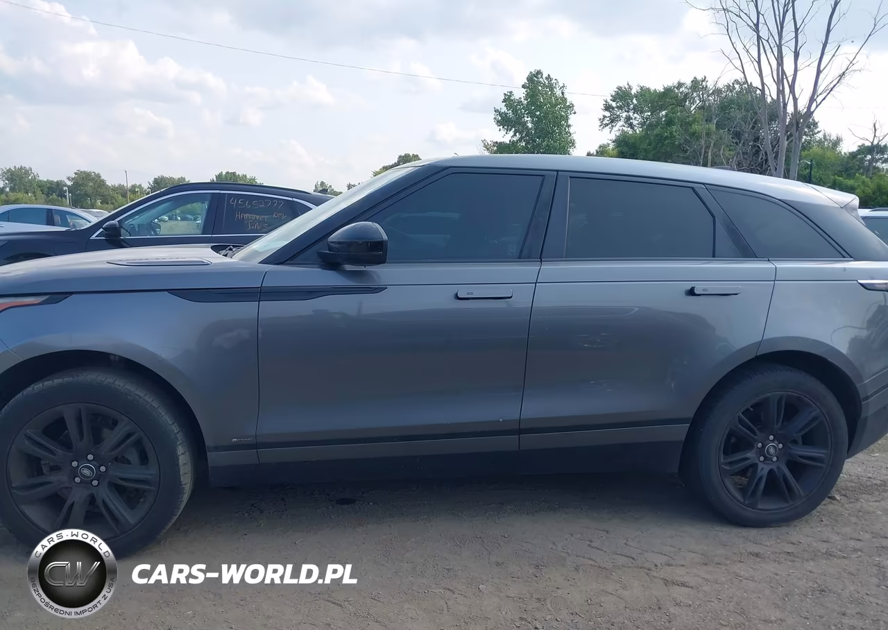 2019 Land Rover Range Rover Velar P250 R-Dynamic Se VIN:SALYL2EX2KA214800 - 14