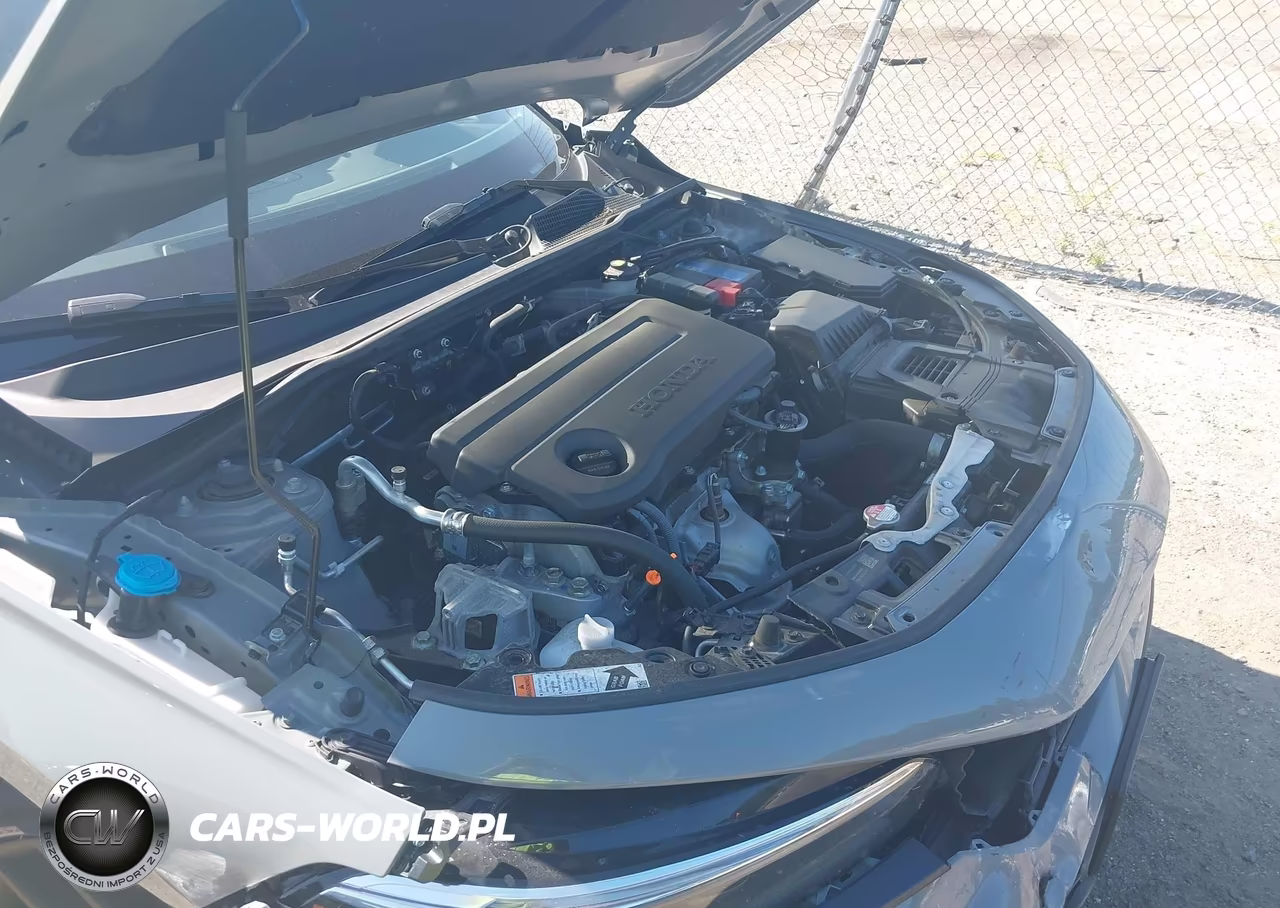 2025 Honda Civic Sport VIN:2HGFE2F51SH590915 - 10