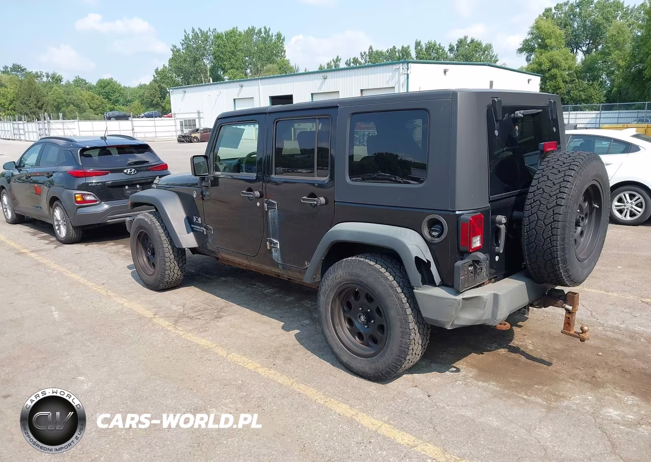 2009 Jeep Wrangler Unlimited X VIN:1J4GA39169L763865 - 3