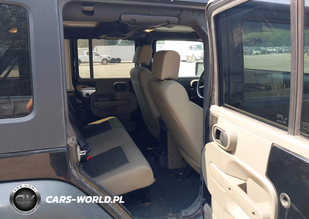 2009 Jeep Wrangler Unlimited X VIN:1J4GA39169L763865 - 8