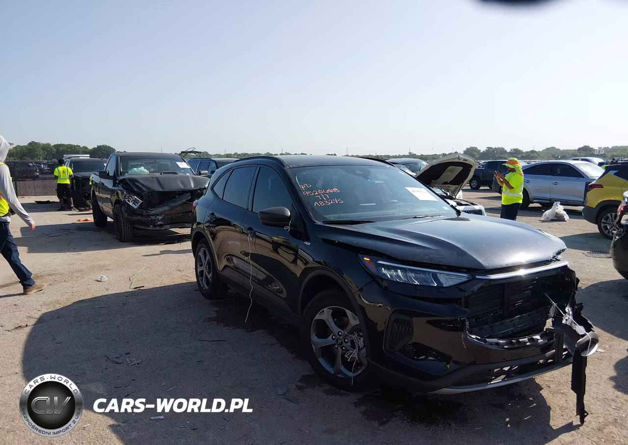 2025 Ford Escape St-Line