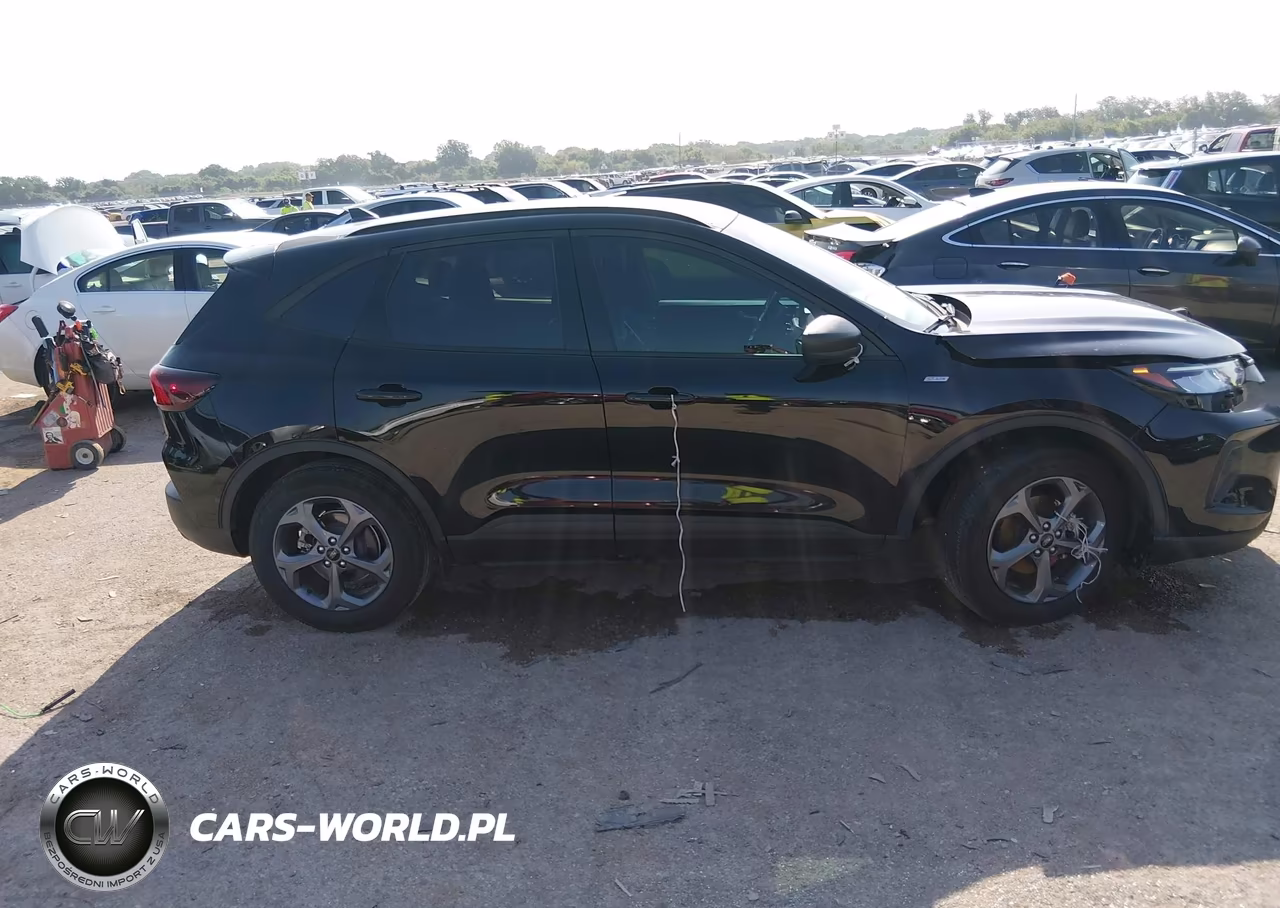 2025 Ford Escape St-Line VIN:1FMCU0MN5SUA83245 - 13