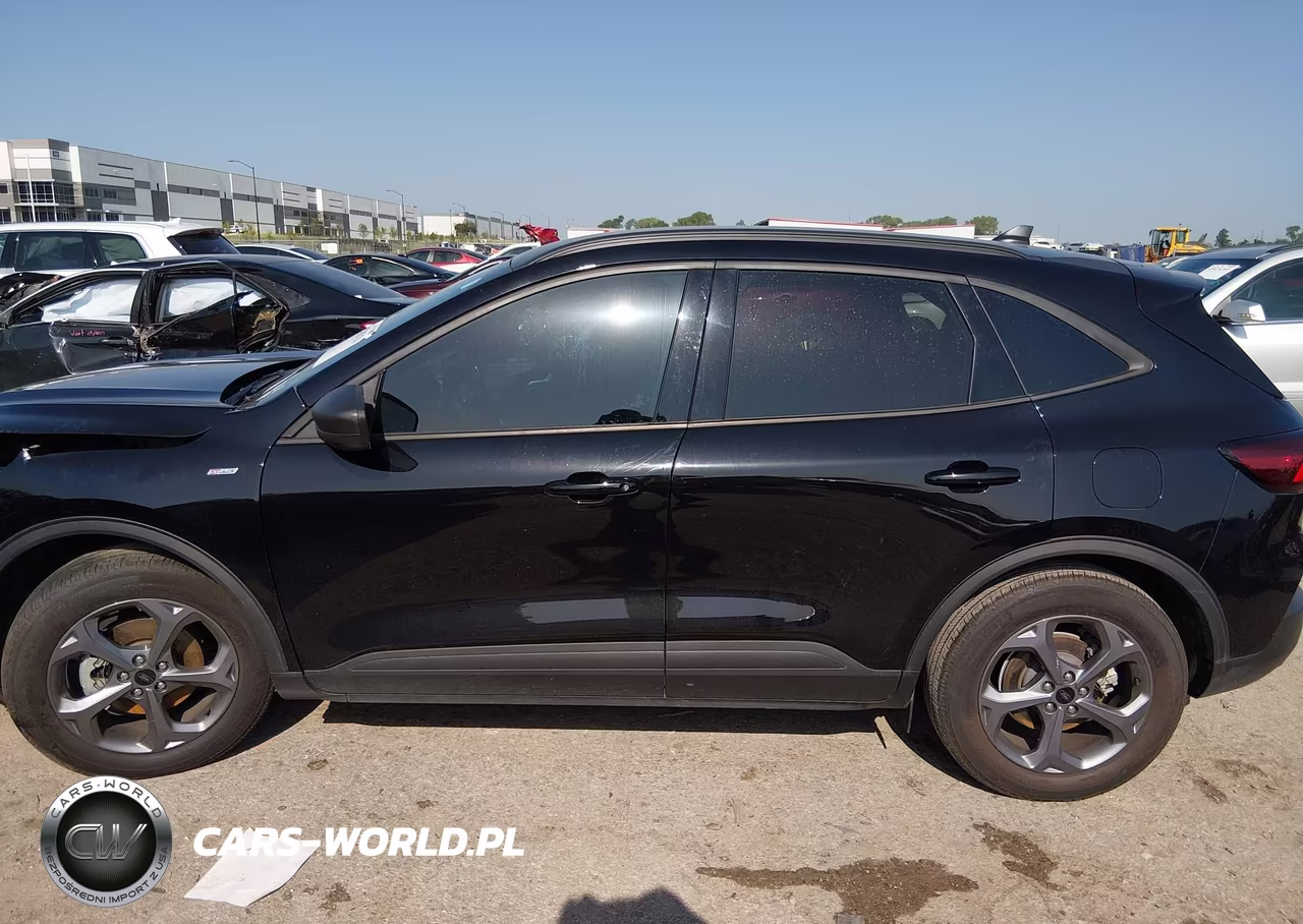 2025 Ford Escape St-Line VIN:1FMCU0MN5SUA83245 - 14