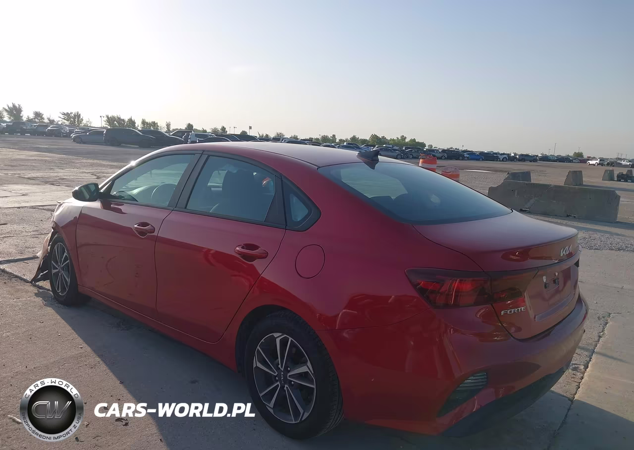 2024 Kia Forte Lxs VIN:3KPF24AD9RE763183 - 3