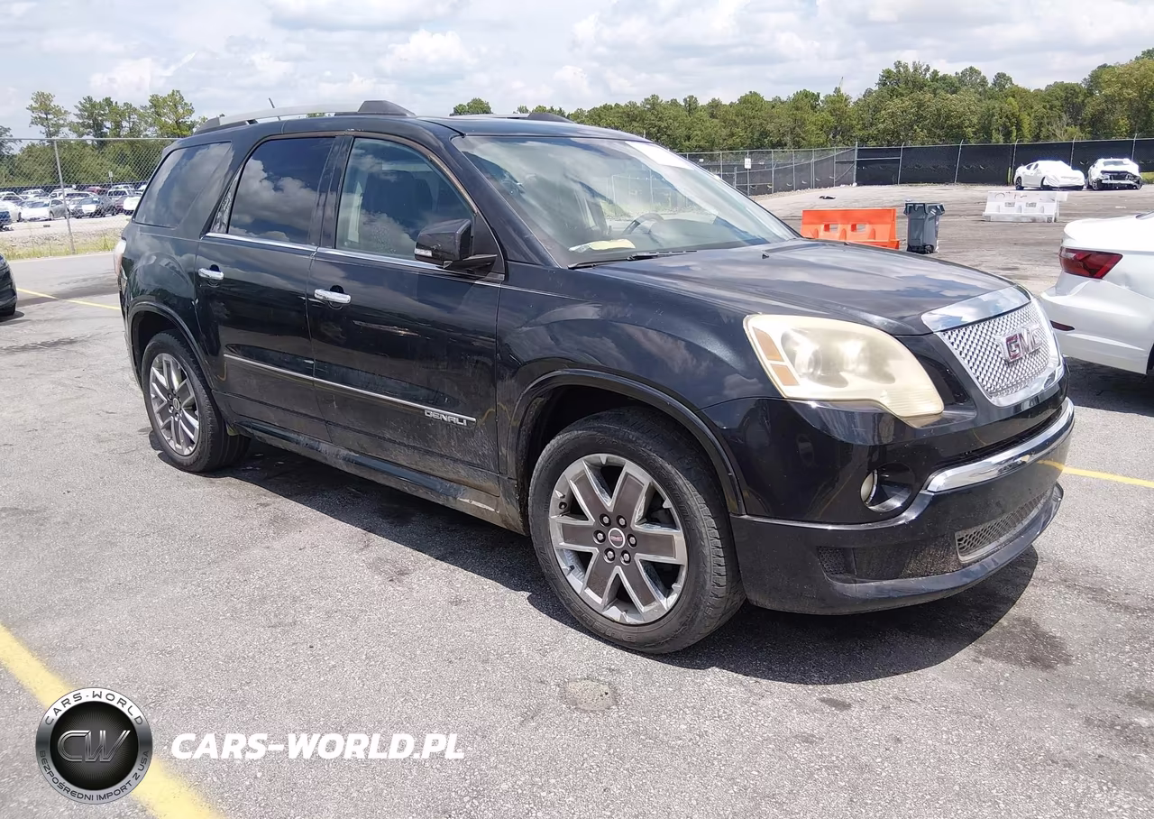 2011 GMC Acadia Denali