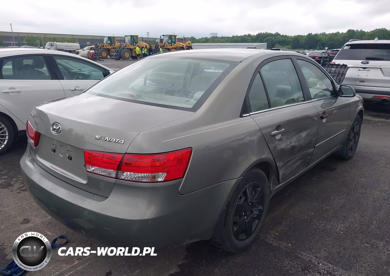 2007 Hyundai Sonata VIN:5NPET46C17H231184 - 4
