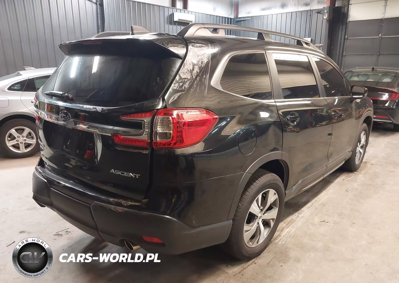 2025 Subaru Ascent Premium 8-Passenger VIN:4S4WMAAD2S3443737 - 4