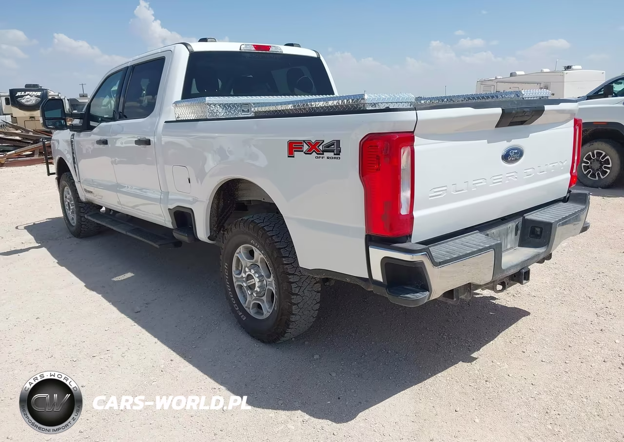 2025 Ford F-250 Xlt VIN:1FT7W2BT6SEC34701 - 3