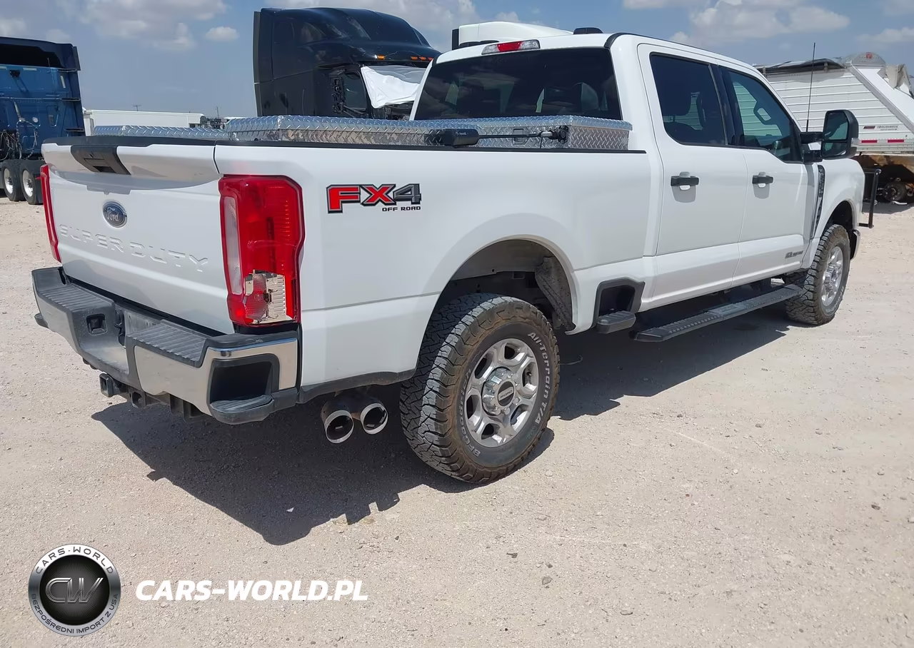 2025 Ford F-250 Xlt VIN:1FT7W2BT6SEC34701 - 4