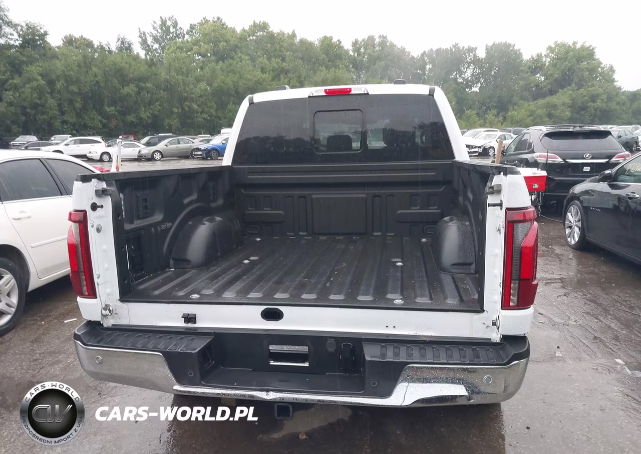 2024 Ford F-150 Lariat VIN:1FTFW5LD4RFC17176 - 16