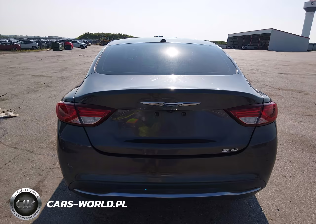 2015 Chrysler 200 Limited VIN:1C3CCCAB8FN666917 - 16