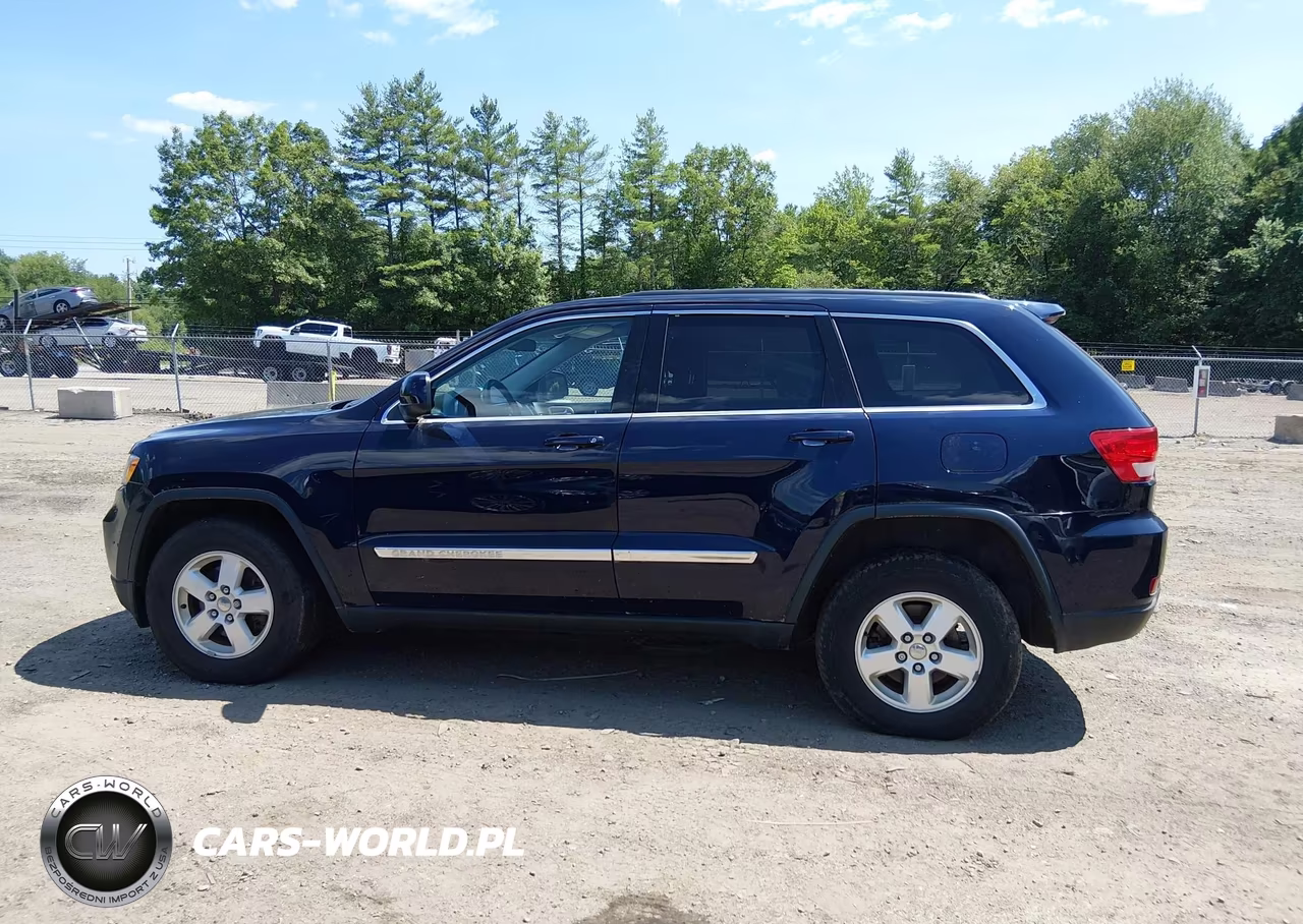 2013 Jeep Grand Cherokee Laredo VIN:1C4RJFAG9DC634933 - 14