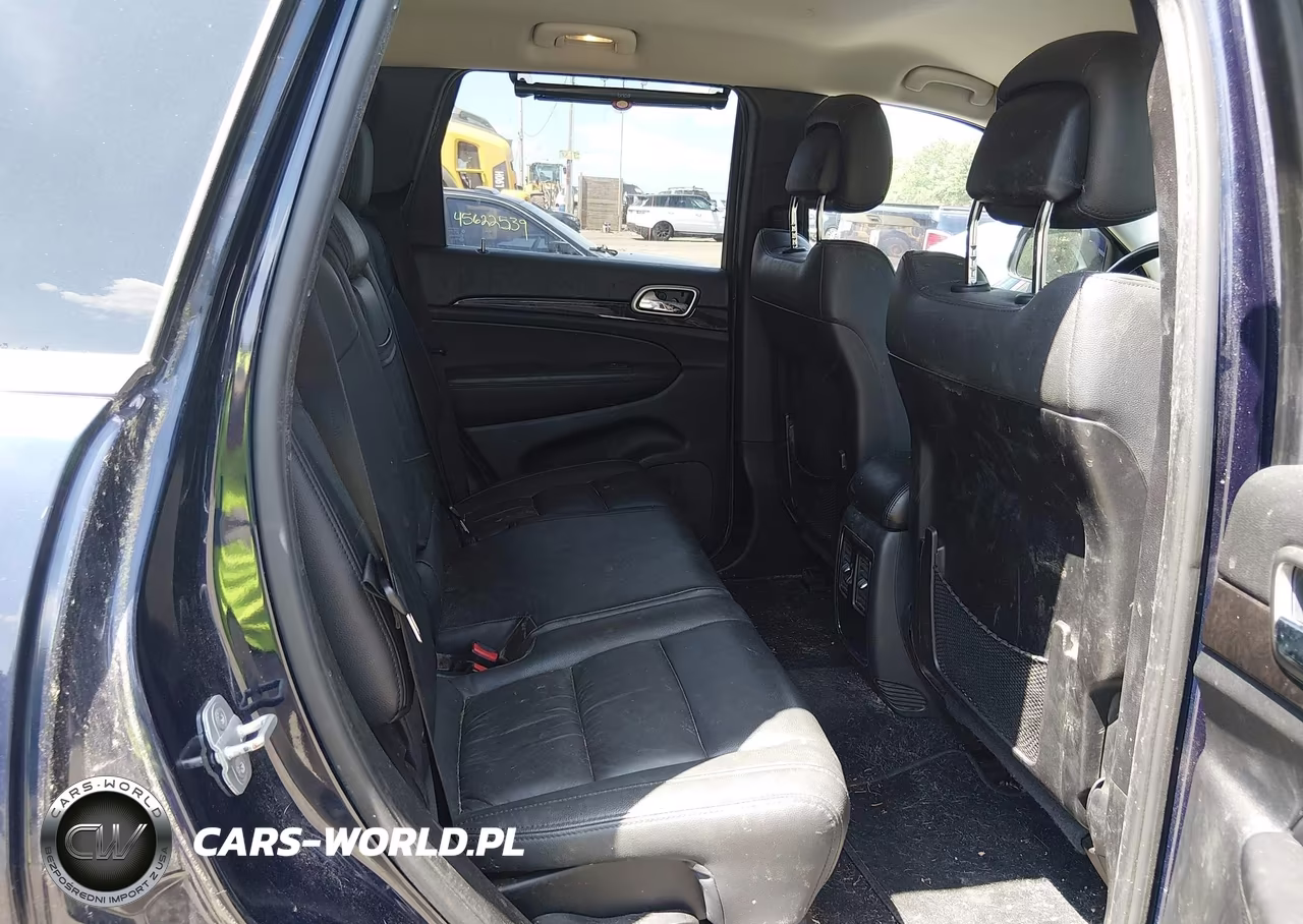 2013 Jeep Grand Cherokee Laredo VIN:1C4RJFAG9DC634933 - 8