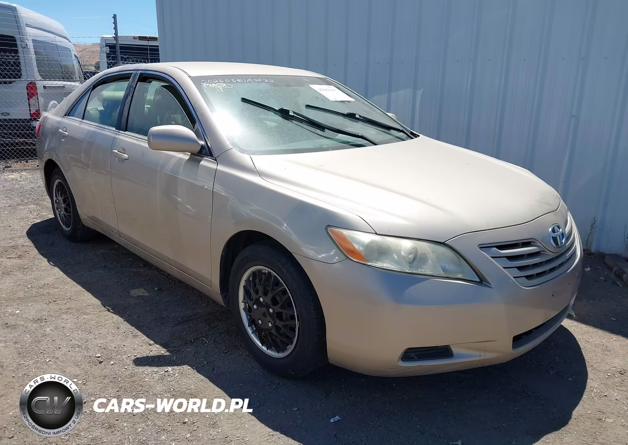 2007 Toyota Camry Le – zdjęcie 1 z 16