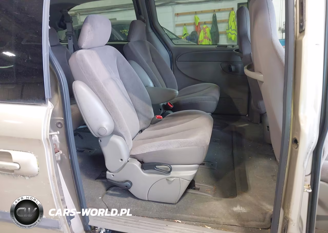 2003 Dodge Grand Caravan Sport VIN:2D4GP44393R220384 - 8