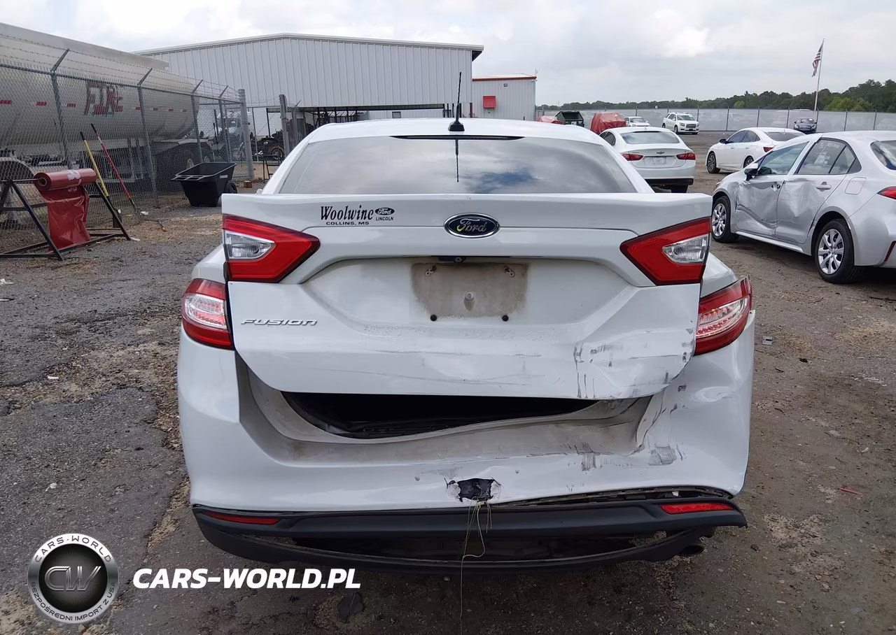 2015 Ford Fusion S VIN:3FA6P0G76FR251208 - 16