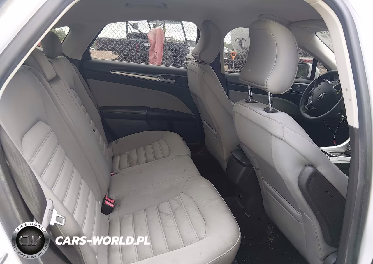 2015 Ford Fusion S VIN:3FA6P0G76FR251208 - 8