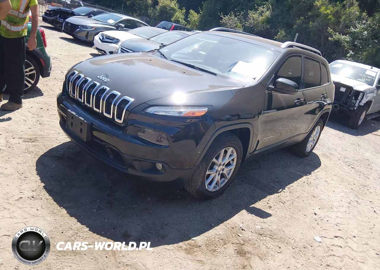 2016 Jeep Cherokee Latitude VIN:1C4PJMCS4GW236674 - 2