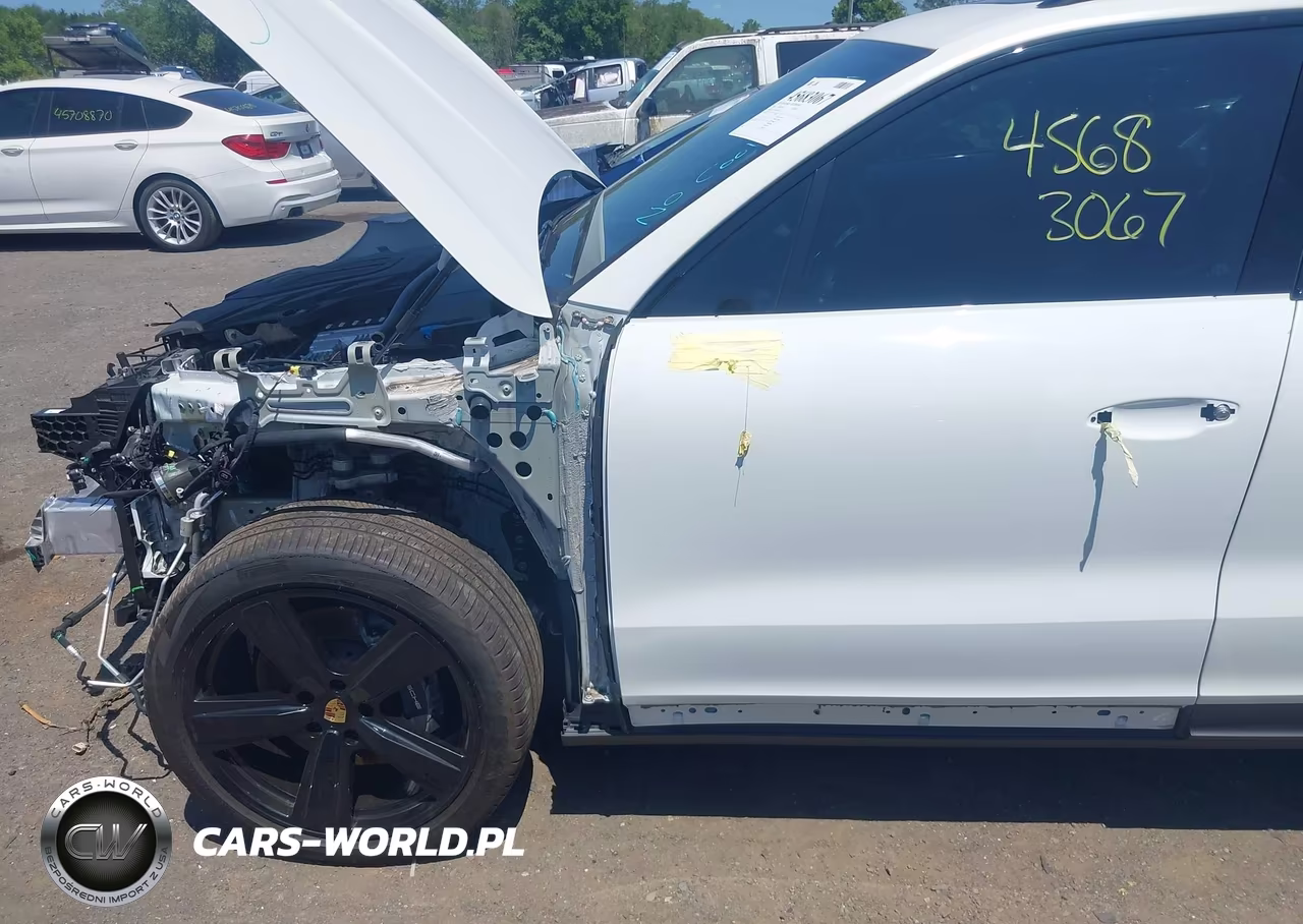 2024 Porsche Cayenne VIN:WP1AA2AY8RDA07767 - 6