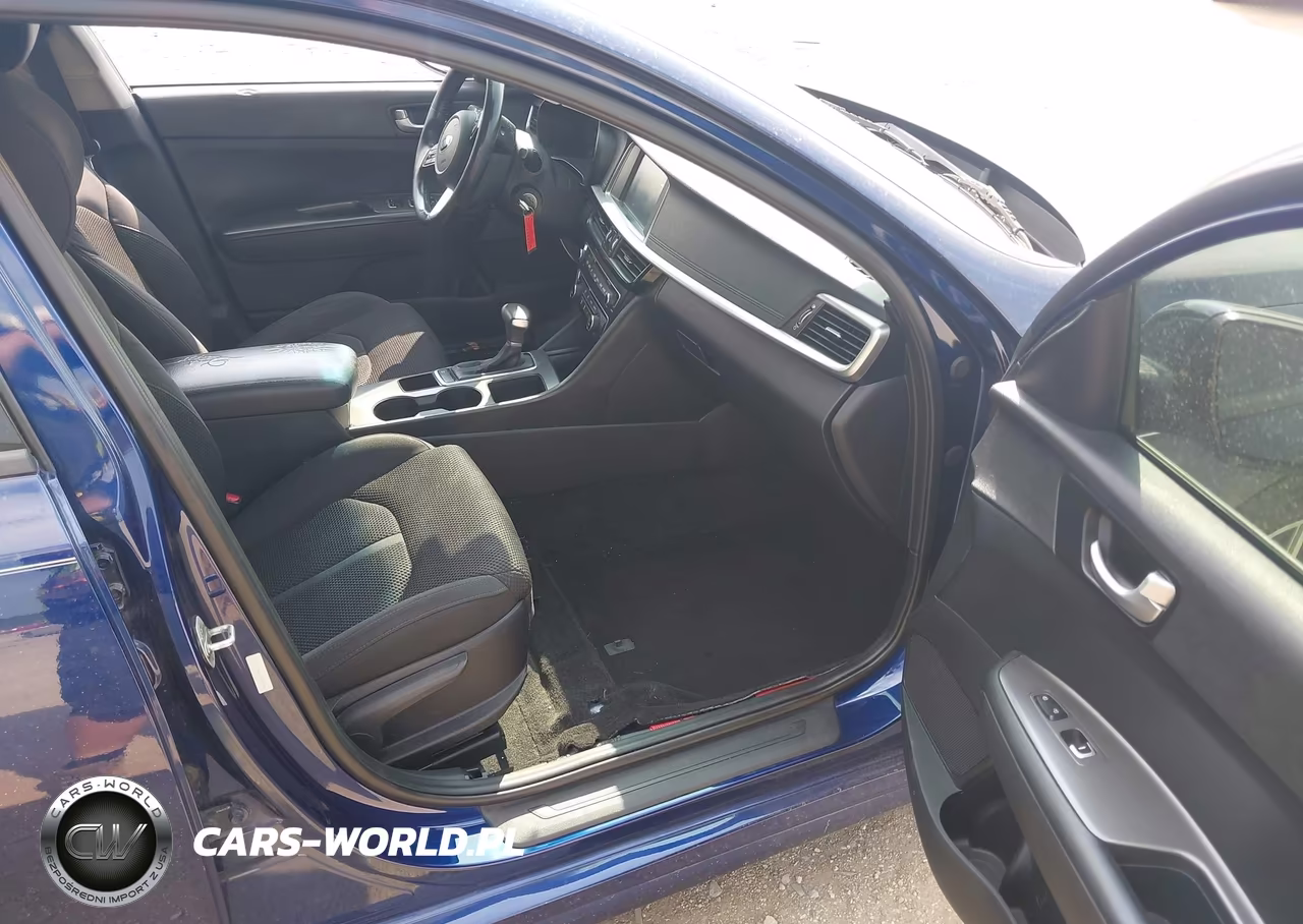 2019 Kia Optima Lx VIN:5XXGT4L32KG319968 - 5