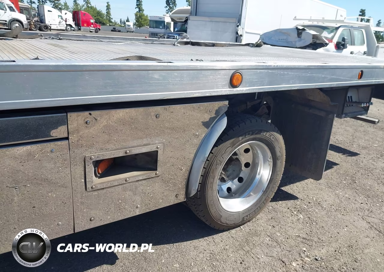 2016 Ram 5500 Chassis Tradesman-Slt VIN:3C7WRMDL4GG203610 - 11