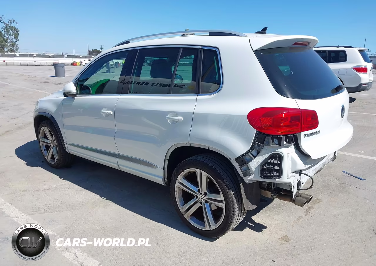 2016 Volkswagen Tiguan R-Line VIN:WVGAV7AX8GW039268 - 3