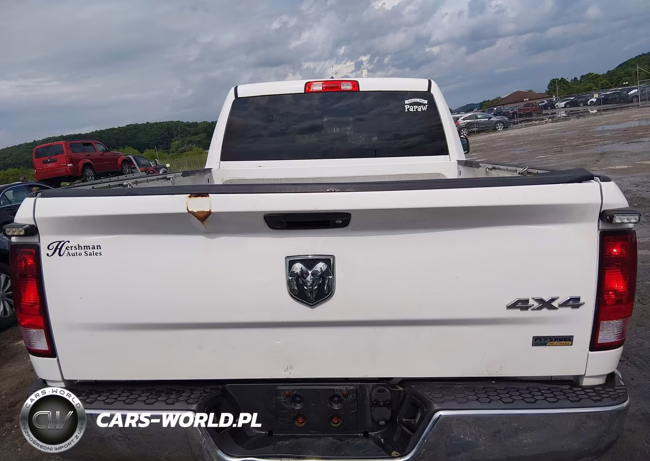 2015 Ram 1500 Tradesman VIN:1C6RR7FG5FS776641 - 17