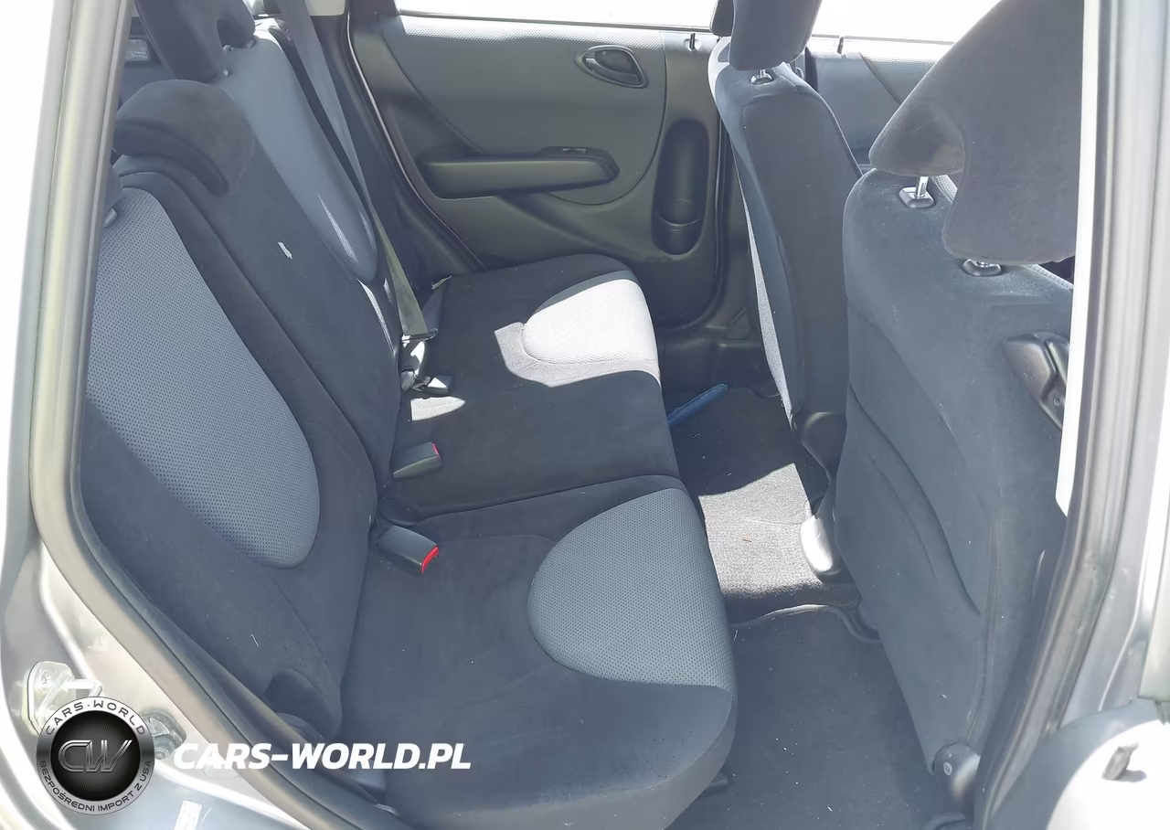 2008 Honda Fit Sport VIN:JHMGD386X8S001801 - 8