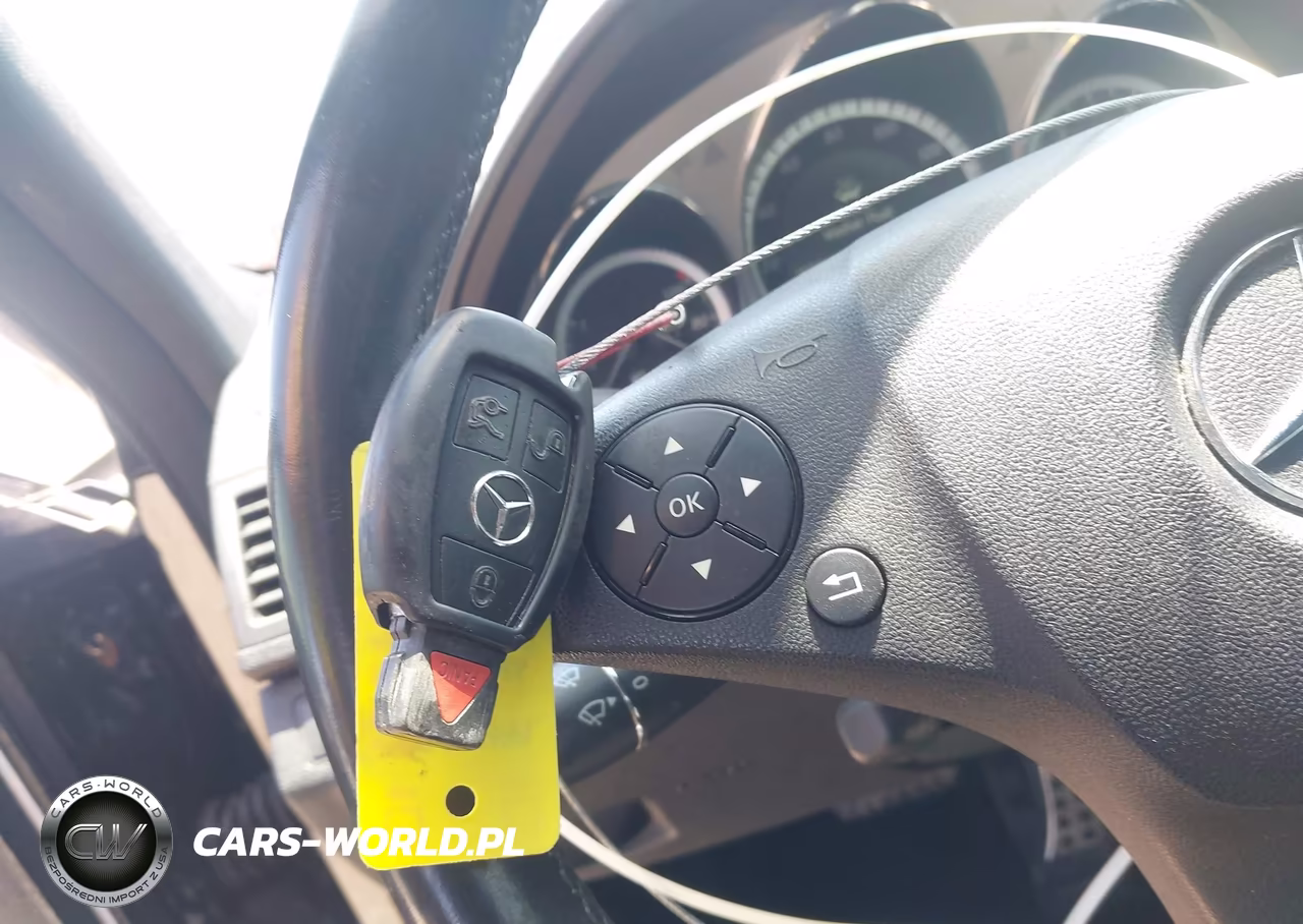 2011 Mercedes-Benz C 300 Sport VIN:WDDGF5EB4BA465968 - 11