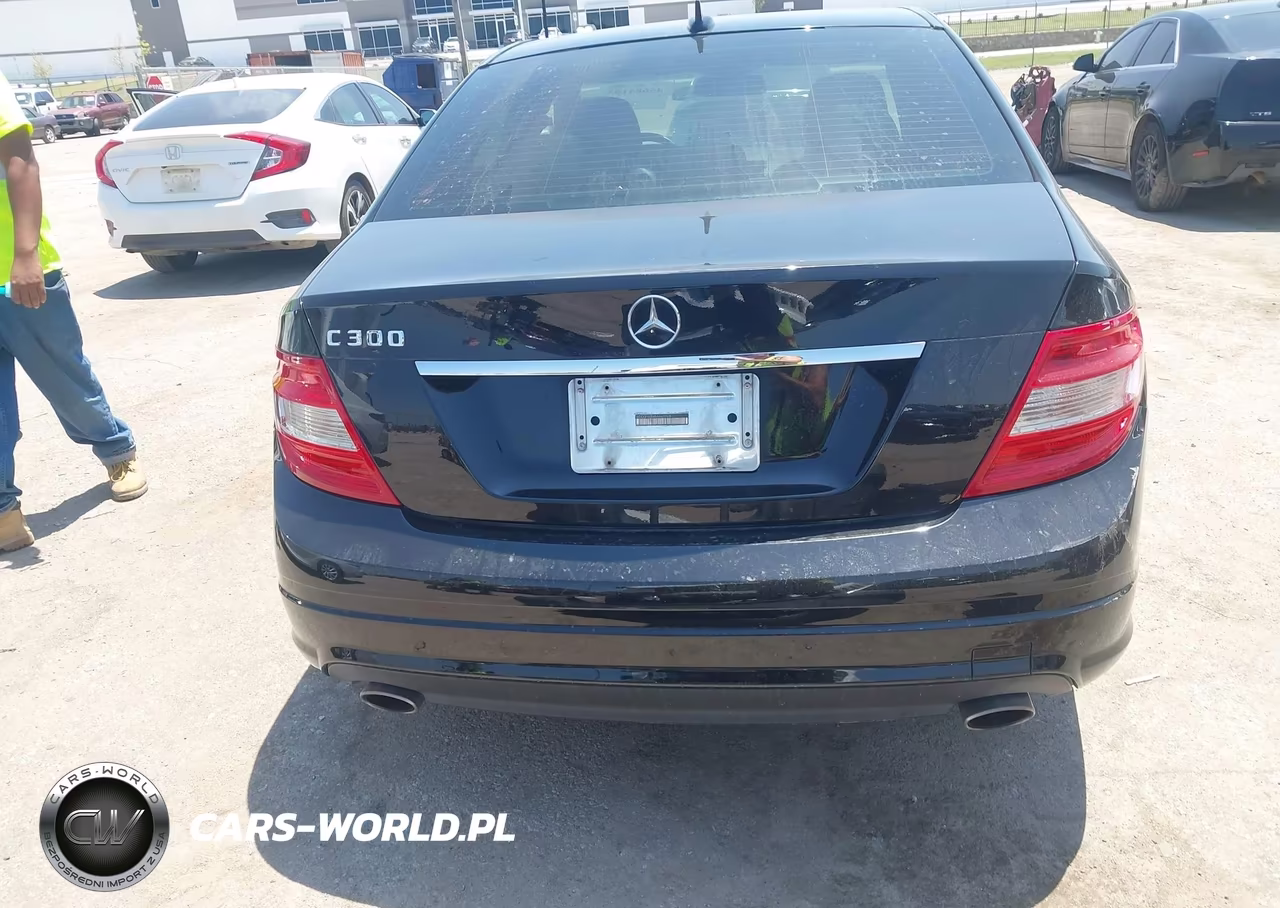 2011 Mercedes-Benz C 300 Sport VIN:WDDGF5EB4BA465968 - 16