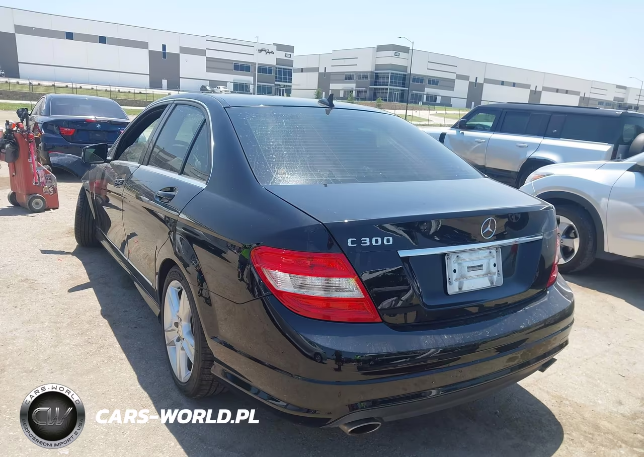 2011 Mercedes-Benz C 300 Sport VIN:WDDGF5EB4BA465968 - 3