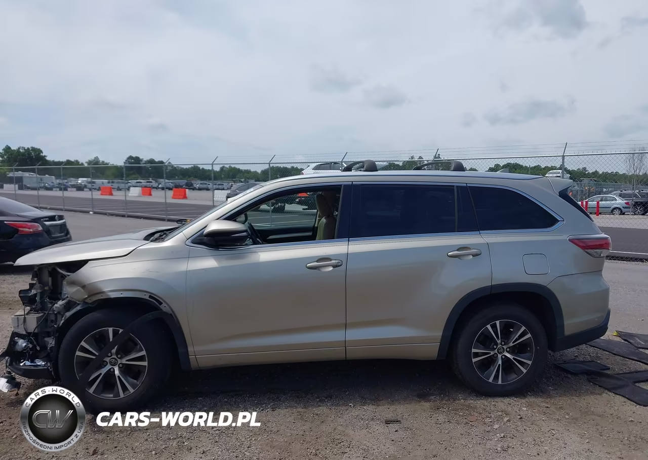 2016 Toyota Highlander Xle V6 VIN:5TDKKRFH6GS501230 - 15