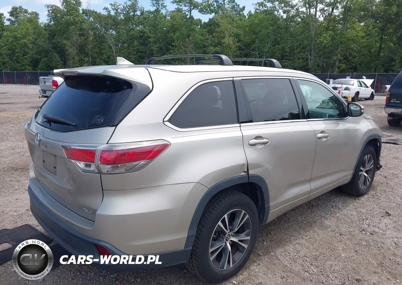 2016 Toyota Highlander Xle V6 VIN:5TDKKRFH6GS501230 - 4