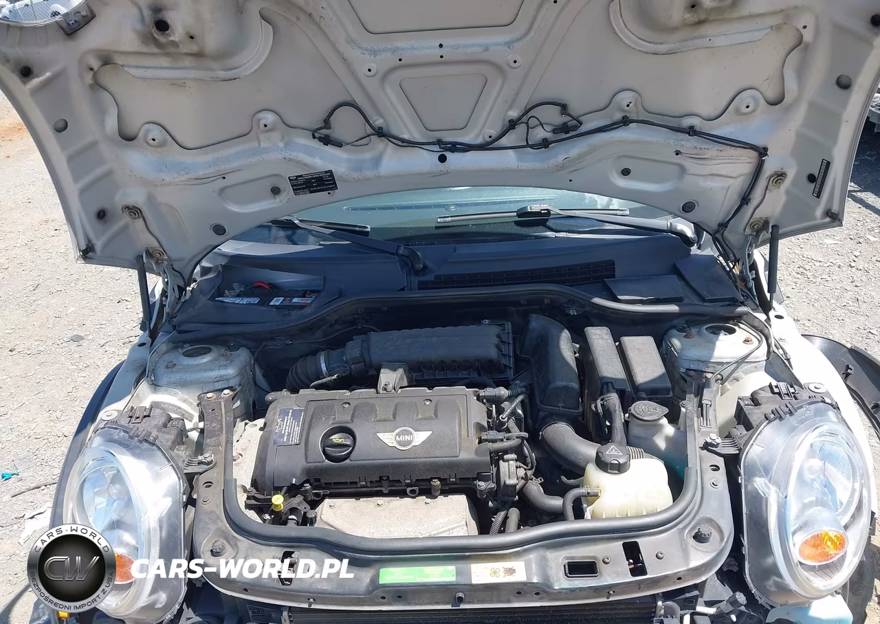 2011 Mini Cooper VIN:WMWSU3C57BT094642 - 10