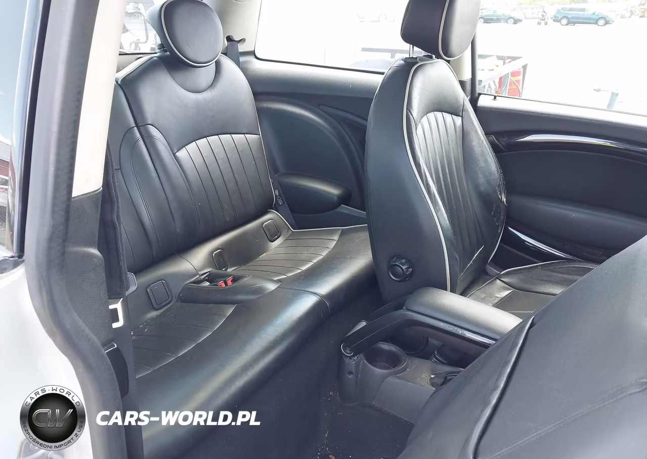 2011 Mini Cooper VIN:WMWSU3C57BT094642 - 8
