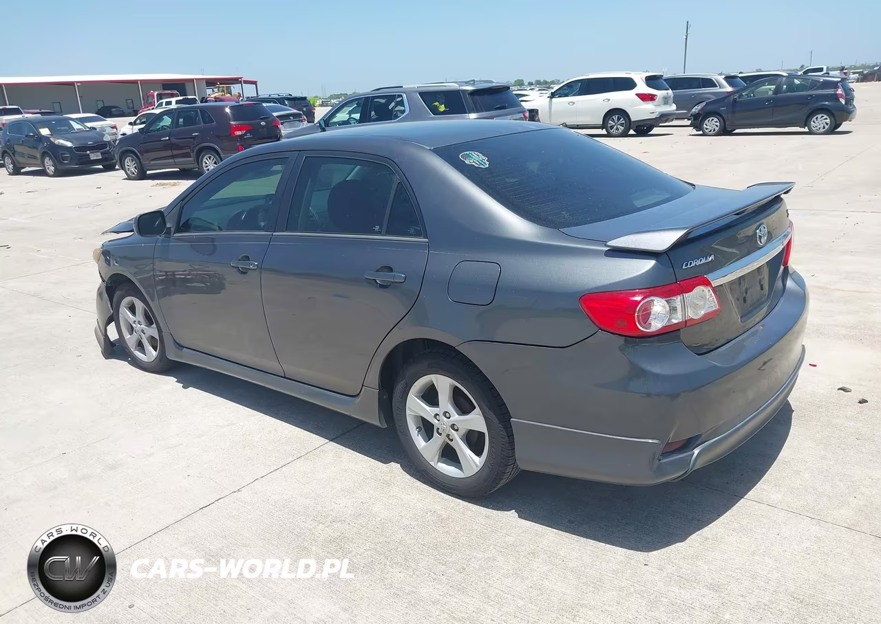 2013 Toyota Corolla S VIN:2T1BU4EE7DC929736 - 3