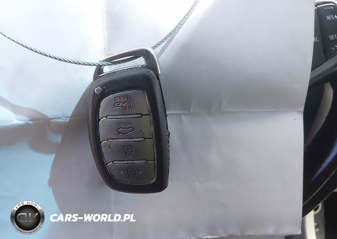 2014 Hyundai Elantra Limited VIN:5NPDH4AEXEH477704 - 11
