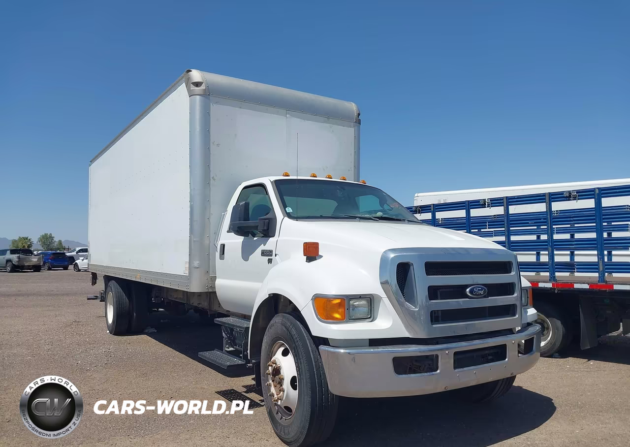 2013 Ford F-650 Gas