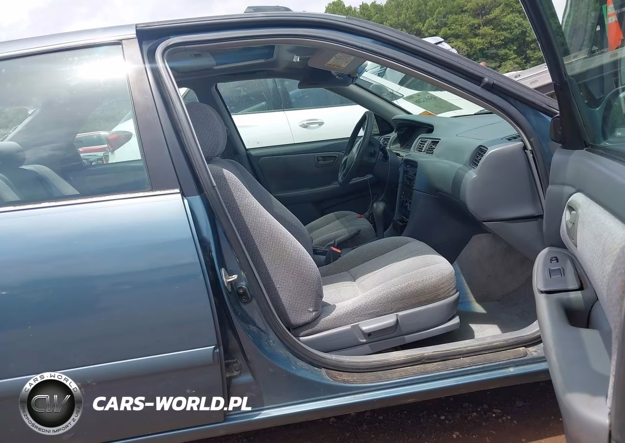 2000 Toyota Camry Le VIN:4T1BG22K4YU751259 - 5