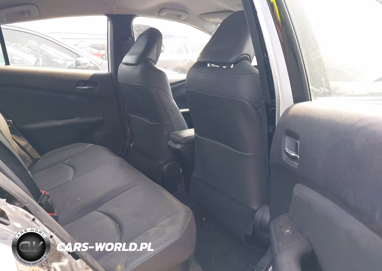 2021 Toyota Prius Xle Awd-E VIN:JTDL9MFU1M3025143 - 8