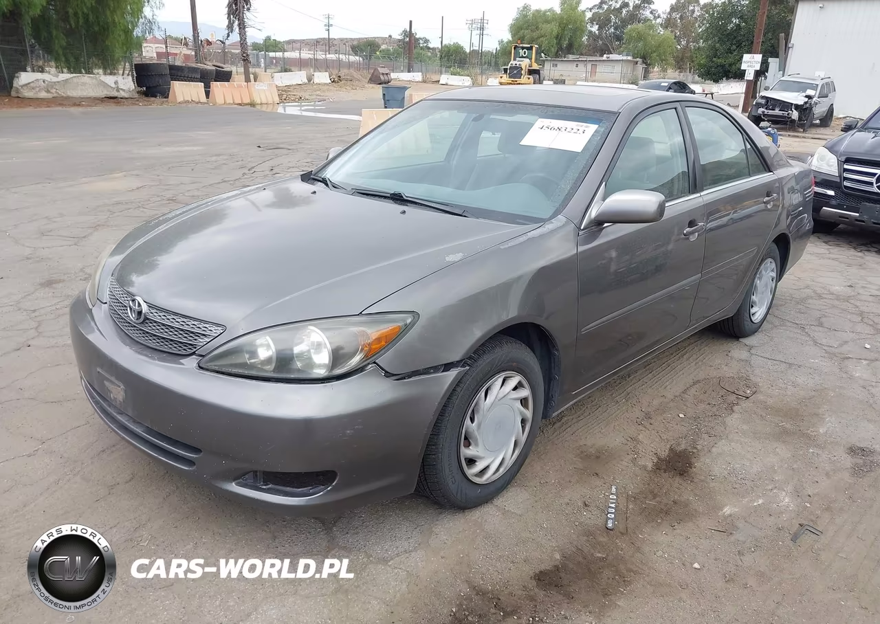 2003 Toyota Camry Le VIN:JTDBE32K630184679 - 2