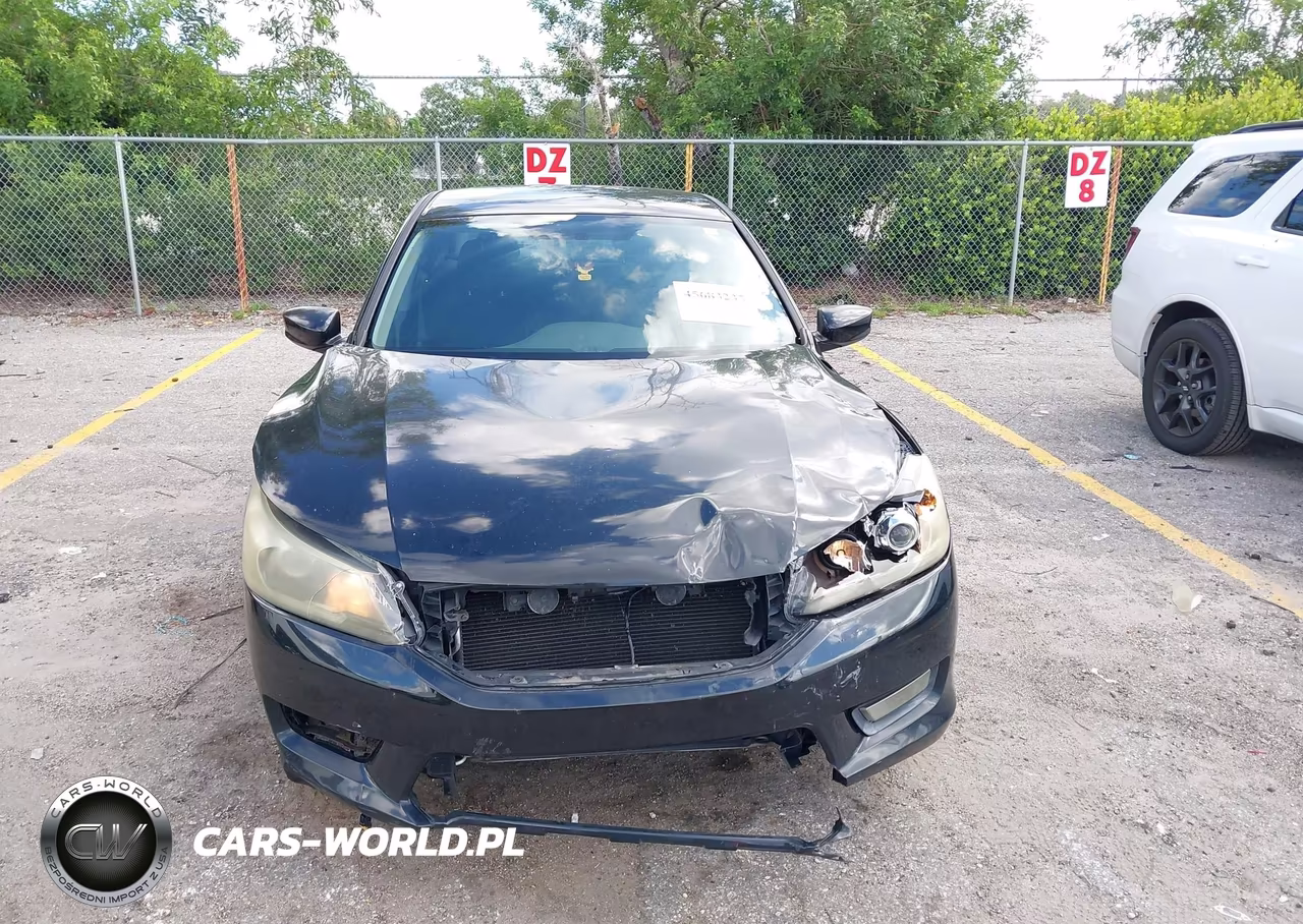 2015 Honda Accord Sport VIN:1HGCR2F53FA094221 - 13