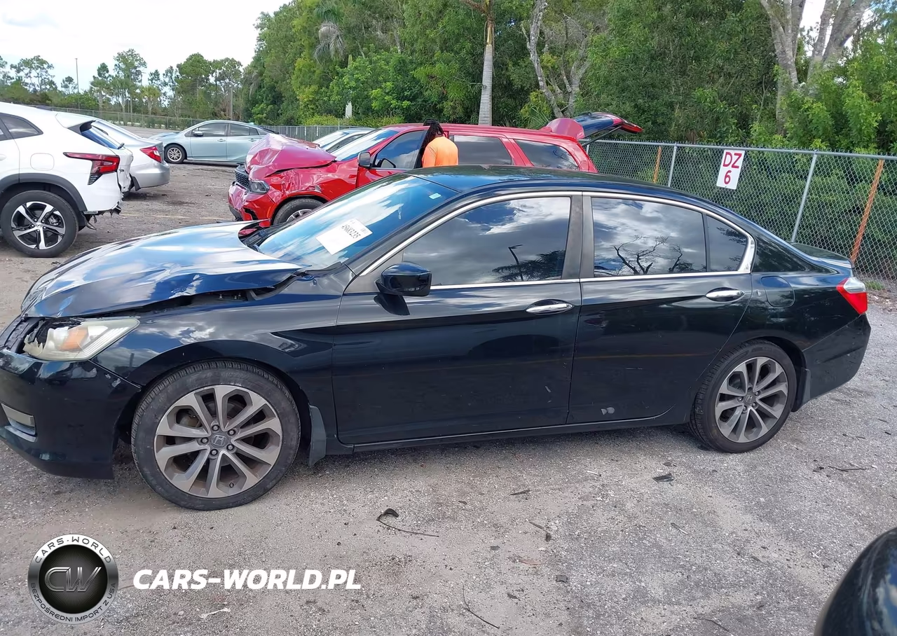 2015 Honda Accord Sport VIN:1HGCR2F53FA094221 - 15
