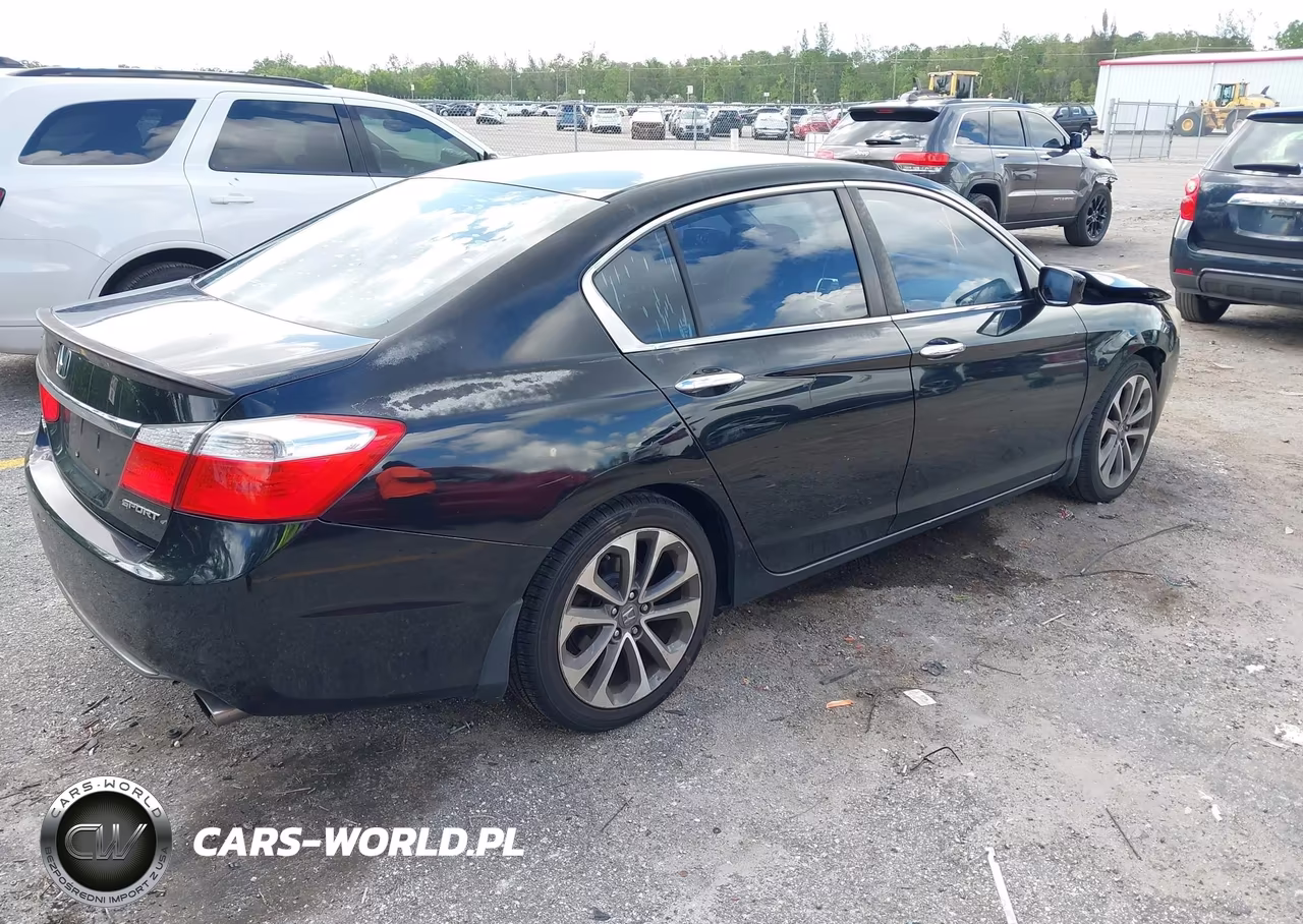 2015 Honda Accord Sport VIN:1HGCR2F53FA094221 - 4